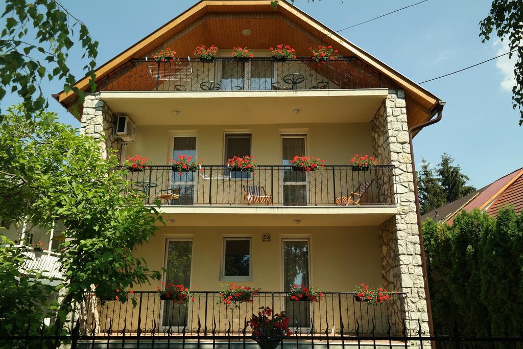 Deluxe Apartments Hévíz Exteriör bild